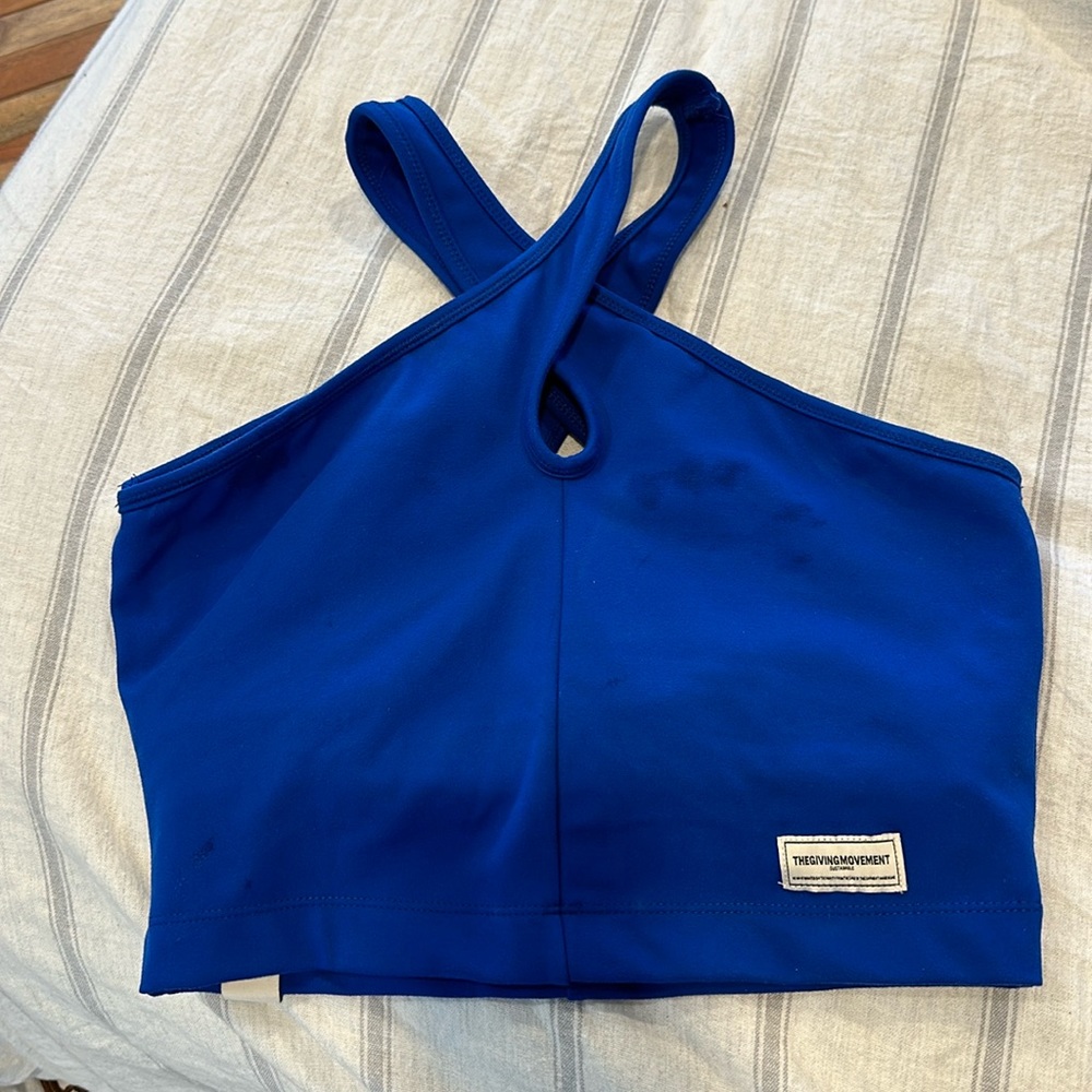 Th Giving Movement Crop Top